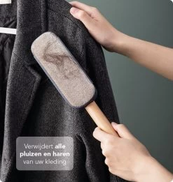 Merkloos Pluizenverwijderaar - Huisdierhaar Verwijderaar - Kledingroller – Pluizenroller - Kleefroller - Kledingborstel - Ontpluizer - Pluizentondeuse - Huisdierhaar Verwijderaar - LW Products -Dierenwinkel 1134x1200 2