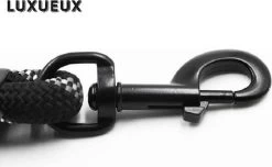 Hondenriem - Luxueux - Nieuw Verstevigd Model – Reflecterend - Voor Grote En Kleine Honden - Duurzaam Touw - Stevige Grip - Honden Trainen – Zwart - 1,50 Meter 9 Hondenriem - Luxueux - Nieuw Verstevigd Model – Reflecterend - Voor Grote En Kleine Honden - Duurzaam Touw - Stevige Grip - Honden Trainen – Zwart - 1,50 Meter -Dierenwinkel 1200x737 6