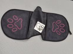 N4dogs – Hondenhanddoek – Honden Handdoek – Microvezel Handdoek – Handdoek Hond – Droogdoek Hond – Dierendeken – Sterk Absorberend – Handdoek Met Zakken - Zwart - 66 X 23 Cm 11 N4dogs – Hondenhanddoek – Honden Handdoek – Microvezel Handdoek – Handdoek Hond – Droogdoek Hond – Dierendeken – Sterk Absorberend – Handdoek Met Zakken - Zwart - 66 X 23 Cm -Dierenwinkel 1200x900 12