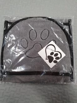 N4dogs – Hondenhanddoek – Honden Handdoek – Microvezel Handdoek – Handdoek Hond – Droogdoek Hond – Dierendeken – Sterk Absorberend – Handdoek Met Zakken - Grijs - 66 X 23 Cm -Dierenwinkel 899x1200 2